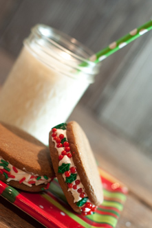 Super simple, super yummy Gingerbread Sandwich Cookies
