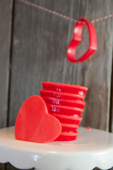 Easy Valentine's Day Finger Jello from Farmwife Feeds is easy to make and will make your kids smile! #jello #valentine #snack
