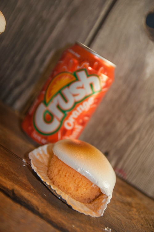 Orange Soda Cupcakes have to be the easiest, quickest and most delicious thing ever!