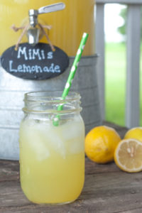 MiMi's Lemonade from Farmwife Feeds is an easy to make 3 ingredient full of flavor summers favorite drink everyone will love. #lemonade #drink