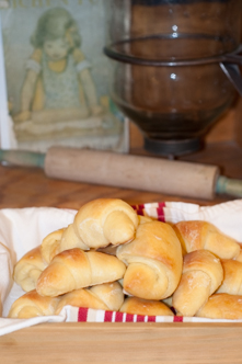 Homemade Crescent Rolls, glazed yeast rolls for family dinners from Farmwife Feeds #yeastrolls #recipes #homemade