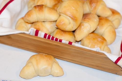 Homemade Crescent Rolls, glazed yeast rolls for family dinners from Farmwife Feeds #yeastrolls #recipes #homemade