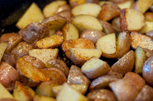 Pan Fried Baby Potatoes are a super easy to prepare side dish that compliments any meat and completes your meal!