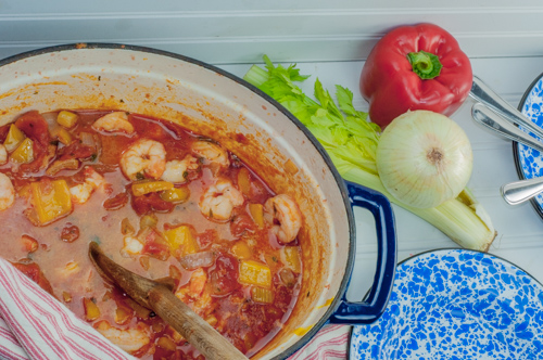 One pot Shrimp Creole I make in my dutch oven from Farmwife Feeds #recipes #shrimp #cajun
