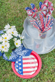 Memorial Day Get Together With Friends full menu, grilled hamburgers and pork burgers, potato salad, fruit, finger jello, brownies #recipe #menuplan #memorialday
