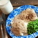 Beef Cubed Steak and Pan Gravy is a childhood favorite from Farmwife Feeds #beef #recipe #cubedsteak