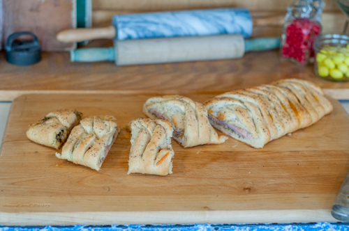 Homemade Ham and Cheese Sandwich by Farmwife Feeds is an family pleasing easy meal! #recipe #homemade