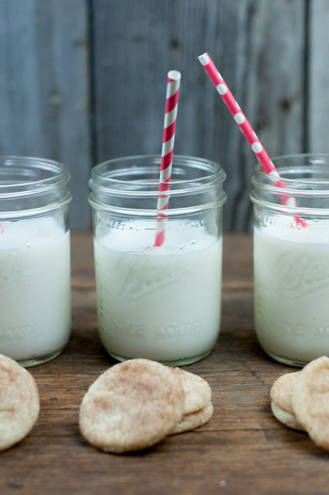 Soft and Chewy Snickerdoodles Cookies from Farmwife Feeds #recipe #cookies #snickerdoodle