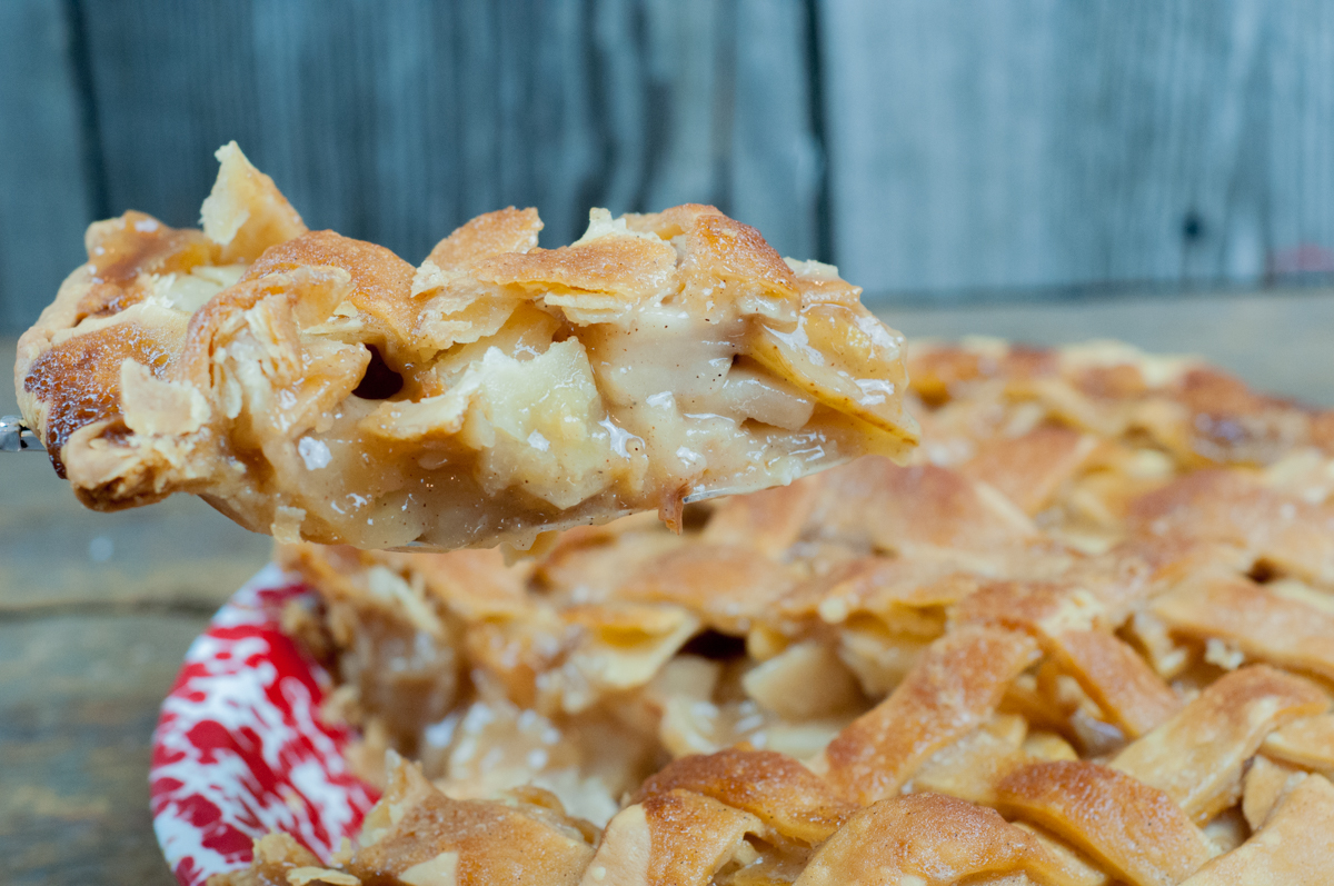 Pour Over Apple Pie is a super easy to make pie that has a sweet caramel sauce poured over the entire pie and then baked from Farmwife Feeds #apple #applepie #recipe #pie #homemade