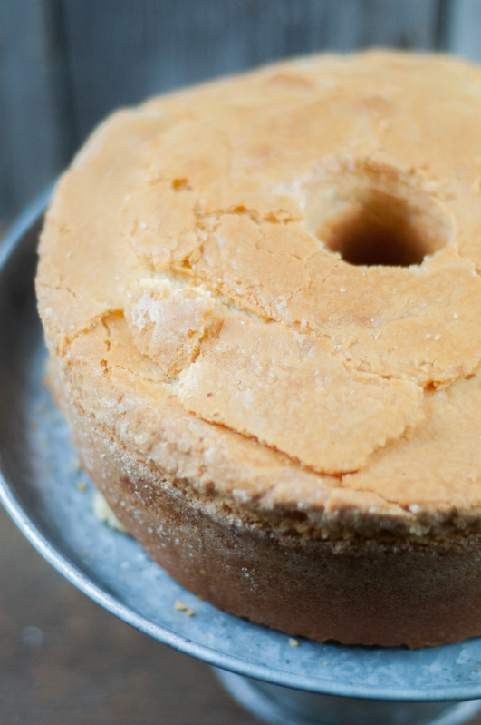 Million Dollar Pound Cake from Farmwife Feeds is a Gooseberry Patch recipe that will have people begging for more. #cake #poundcake #recipe #dessert