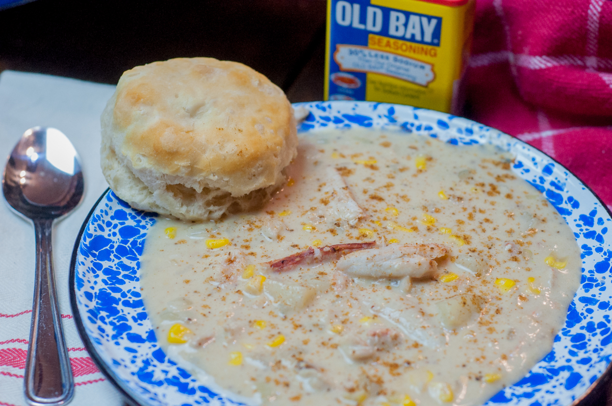 Corn and Crab Chowder from Farmwife Feeds is a hearty soup. #chowder #soup #crab #recipe