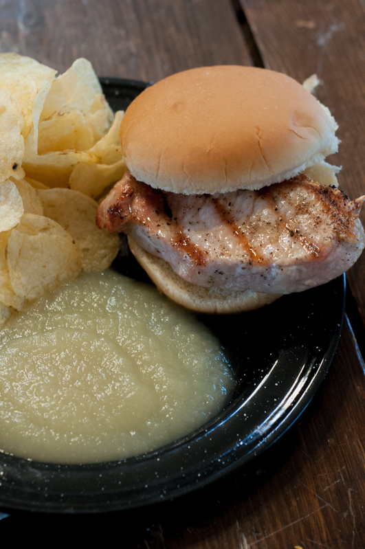 Simple Grilled Pork Chop Sandwiches from Farmwife Feeds - add a bag of chips and applesauce and it's a full healthy easy to prepare meal. #pork #sandwich #fullmeal #recipe #grill