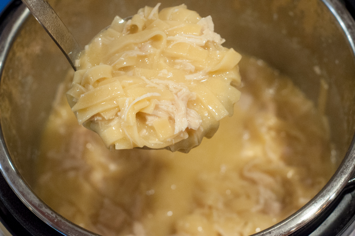 Instant Pot Chicken and Noodles from Farmwife Feeds, all the flavor of cooked all day richness in a lot less time. #chicken #recipe #instantpot #comfortfood