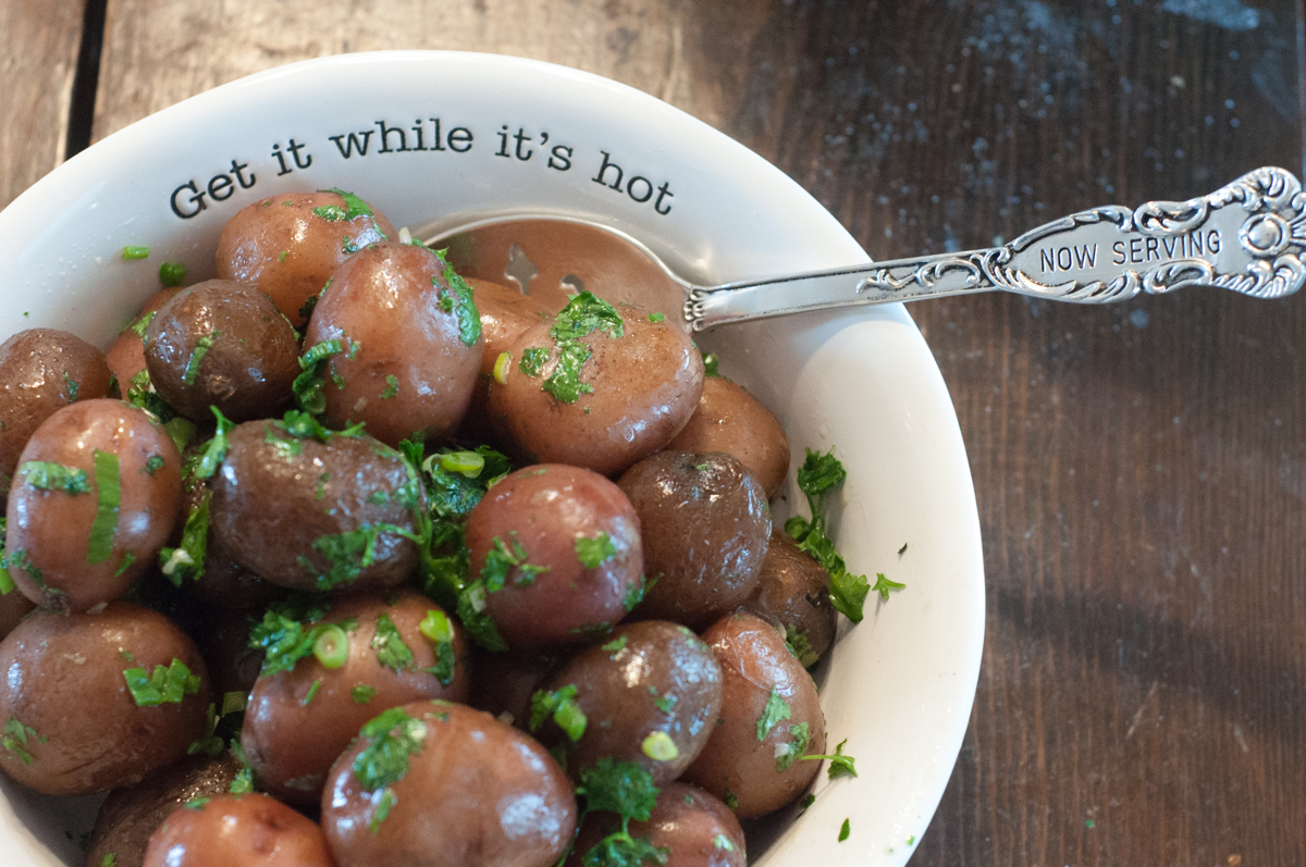 Crock Pot Buttered Parsley Potatoes are a super simple side dish recipe from Farmwife Feeds. #recipe #sidedish #crockpot #potatoes