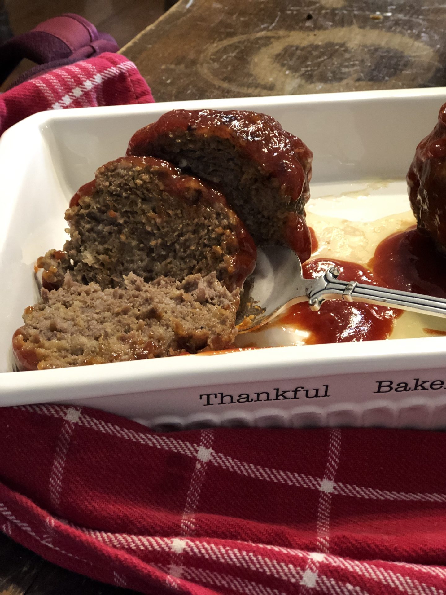 Instant Pot Meatloaf and Loaded Smashed Potatoes from Farmwife Feeds, an easy full meal in one pot. #meatloat #instantpot #potatoes