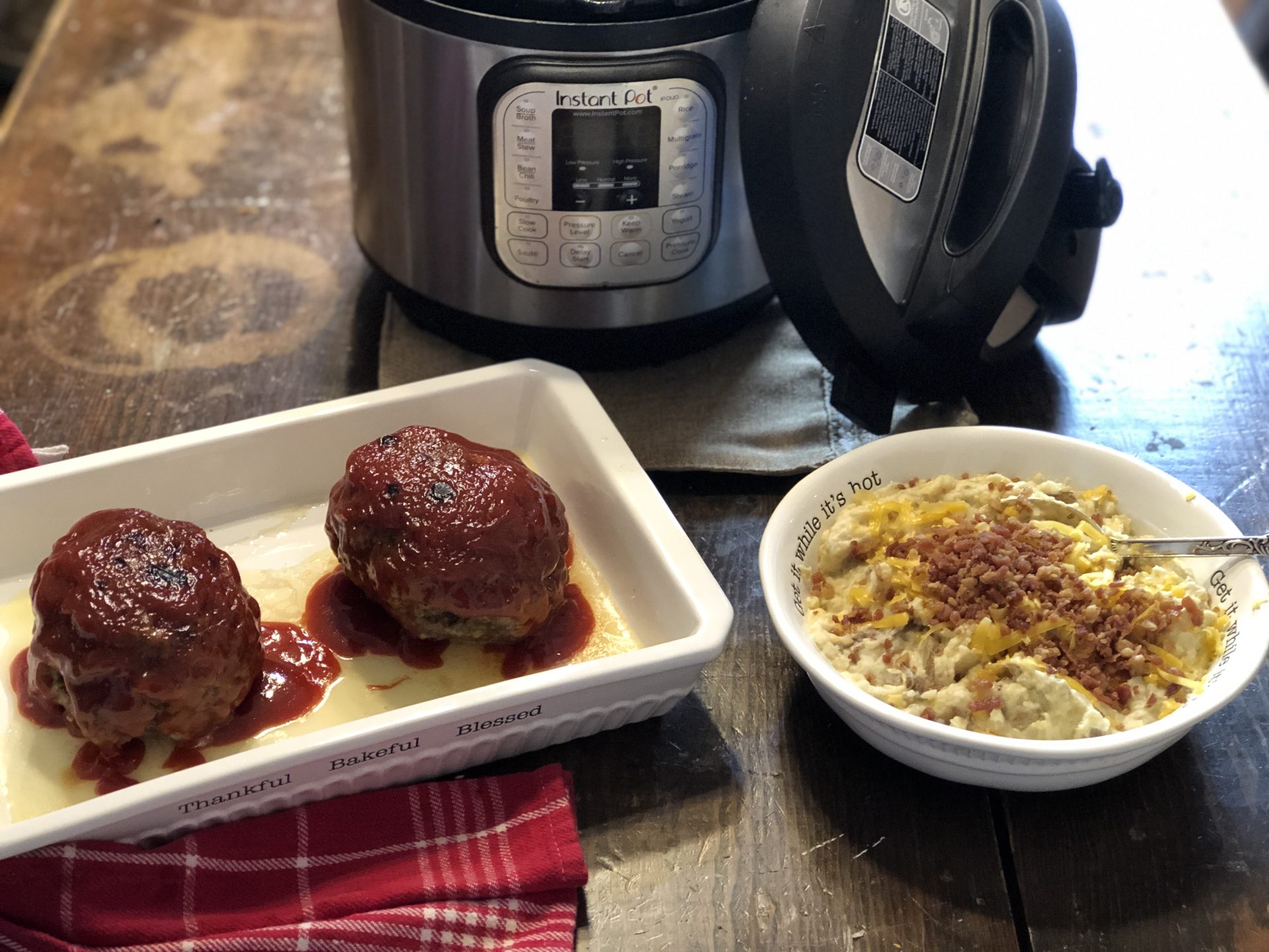 Instant Pot Meatloaf and Loaded Smashed Potatoes from Farmwife Feeds, an easy full meal in one pot. #meatloat #instantpot #potatoes