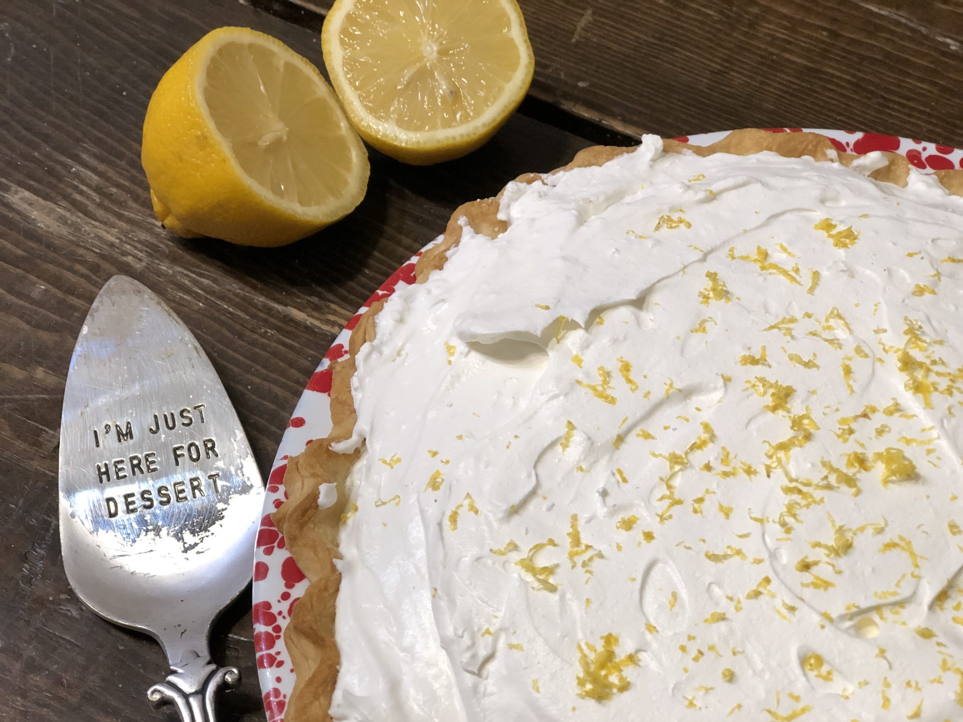 Lemon Luscious Pie from Farmwife Feeds is a creamy fresh lemon pie perfect for that summer feeling. #lemon #pie #recipe