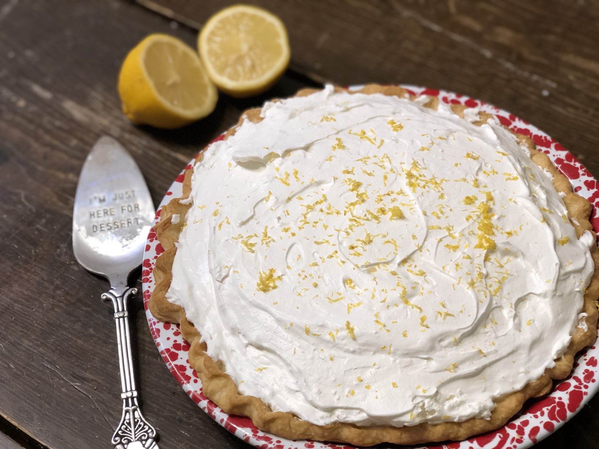 Lemon Luscious Pie from Farmwife Feeds is a creamy fresh lemon pie perfect for that summer feeling. #lemon #pie #recipe