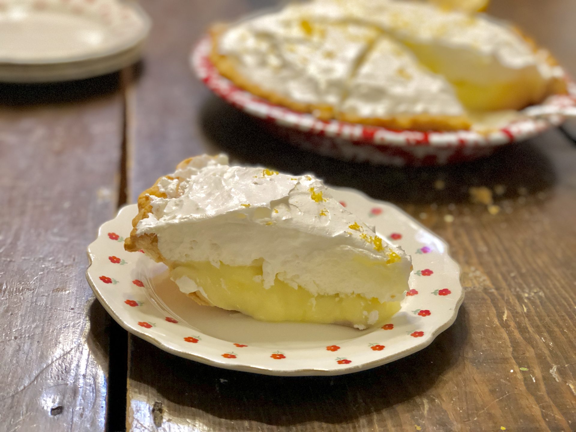 Lemon Luscious Pie from Farmwife Feeds is a creamy fresh lemon pie perfect for that summer feeling. #lemon #pie #recipe