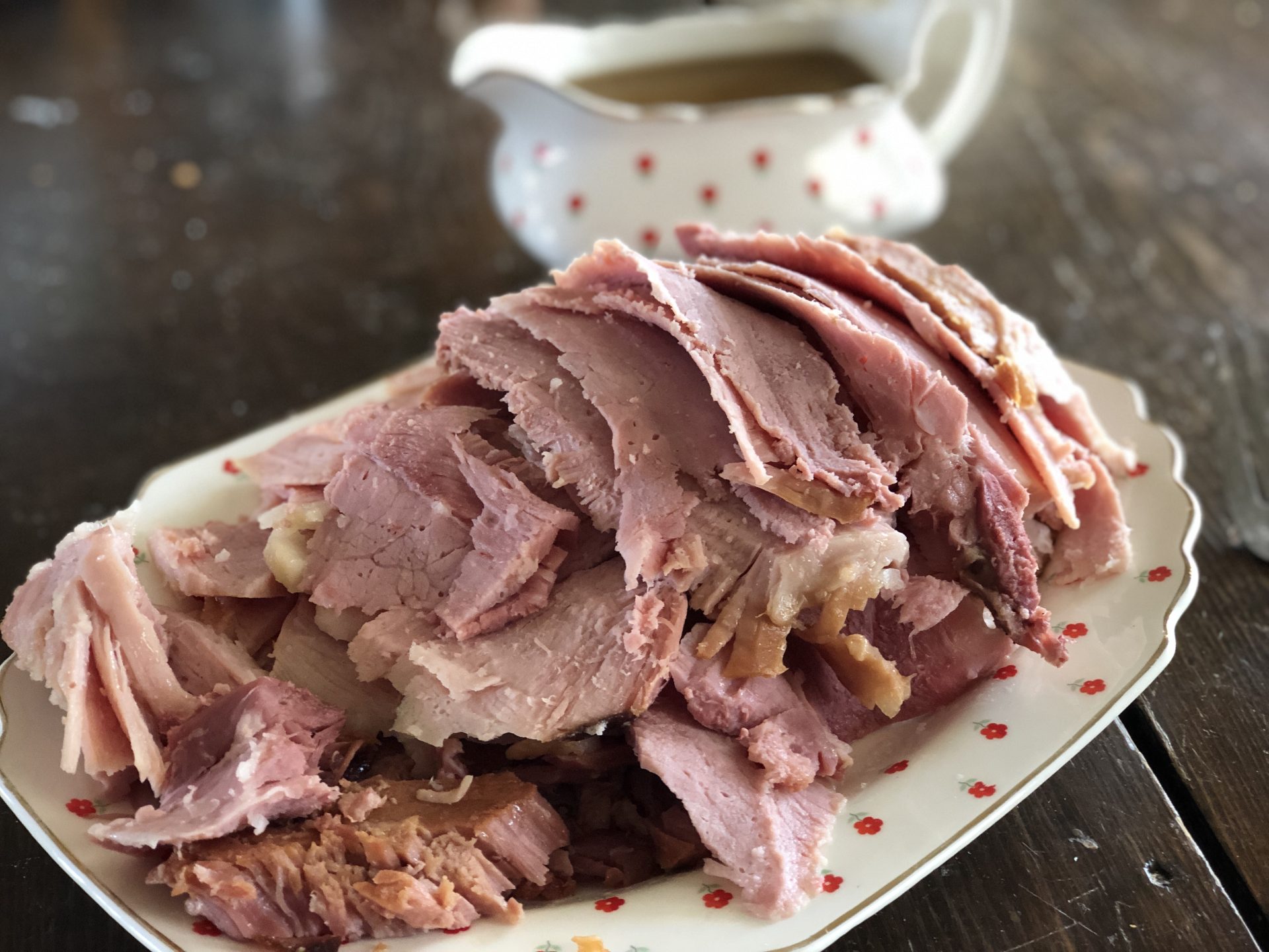 Crockpot Ham with Maple Gravy from Farmwife feeds, delicious moist ham everyone will love! #ham #pork #crockpot #slowcooker