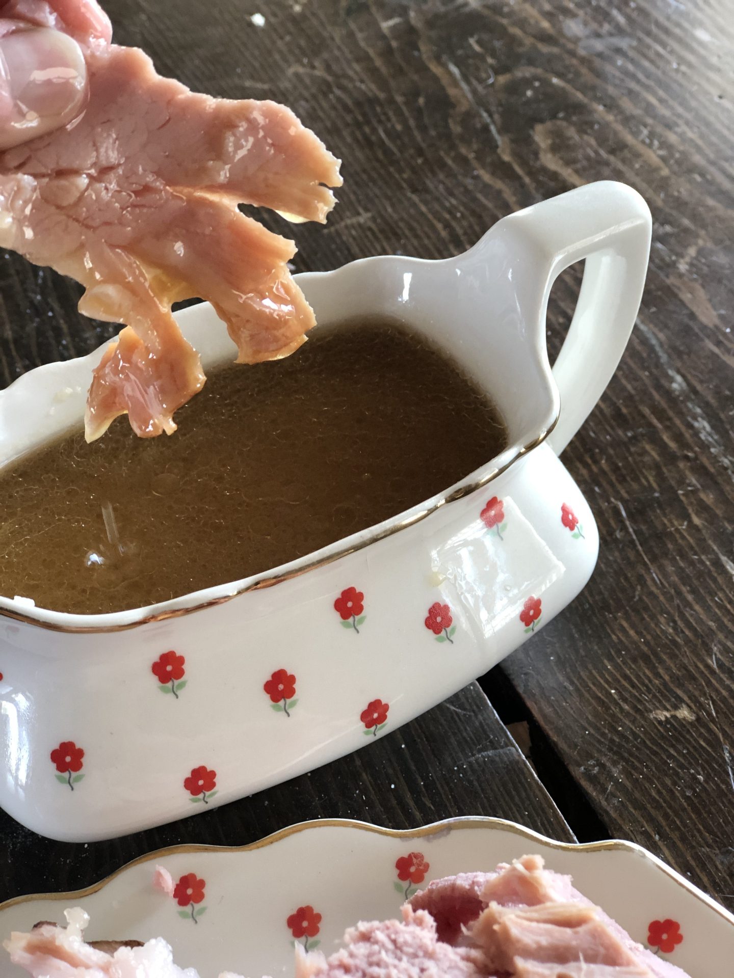 Crockpot Ham with Maple Gravy from Farmwife feeds, delicious moist ham everyone will love! #ham #pork #crockpot #slowcooker