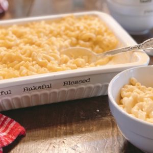Almost Award Winning Mac and Cheese from Farmwife Feeds is a classic oven macaroni and cheese recipe that is creamy and delicious. #recipe #macandcheese #cheese #classic