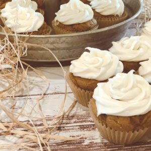 Easiest Pumpkin Spice Cupcakes from Farmwife Feeds are a Gooseberry Patch popular recipe that is an easy pumpkin treat for everyone. #pumpkin #recipe #cupcake #boxmix