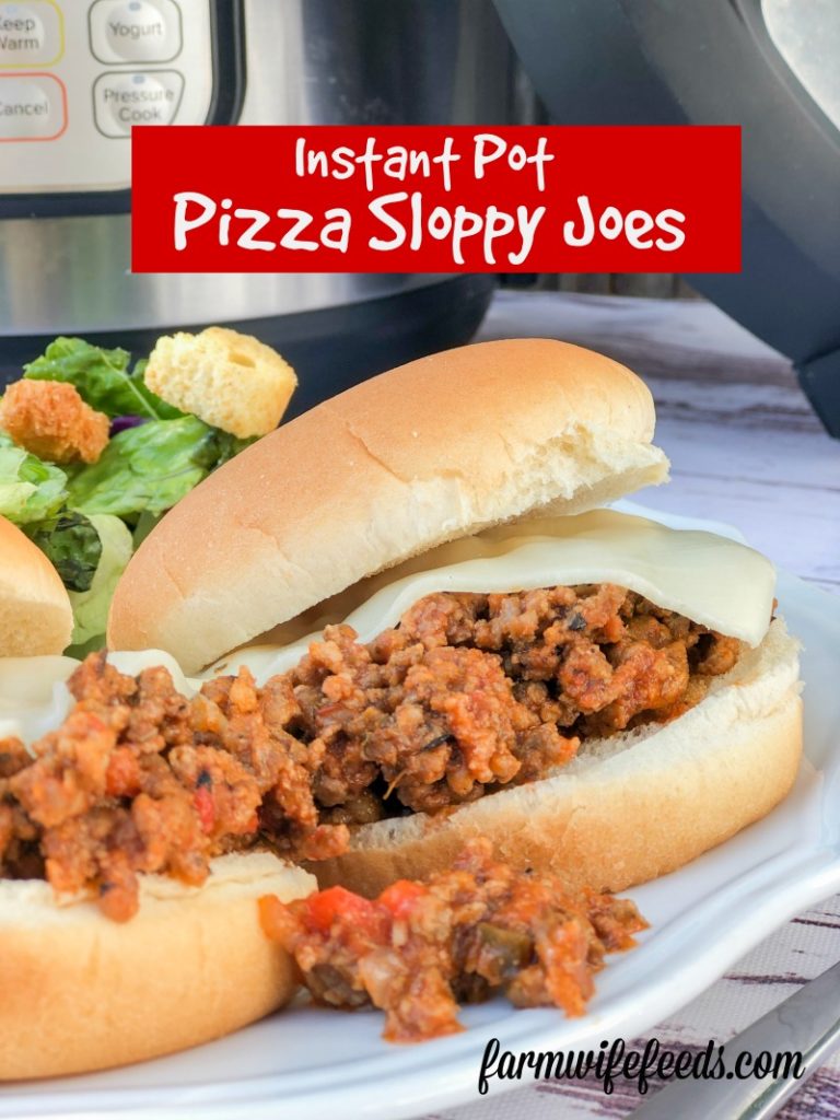 Instant Pot Pizza Sloppy Joes from Farmwife Feeds is a quick easy to customize dinner to get on the table quick! #pizza #instantpot #recipe