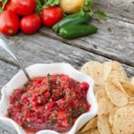 Quick Easy Homemade Salsa from Farmwife Feeds uses fresh produce for a great snack any time. #salsa #mexican #dip