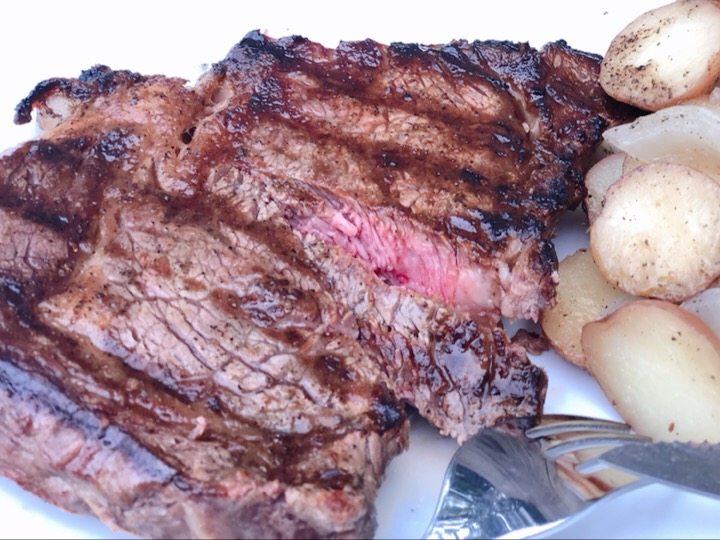 Steakhouse Grilled Steaks at Home from Farmwife Feeds, a great perfectly grilled steak right at home. #steak #grill