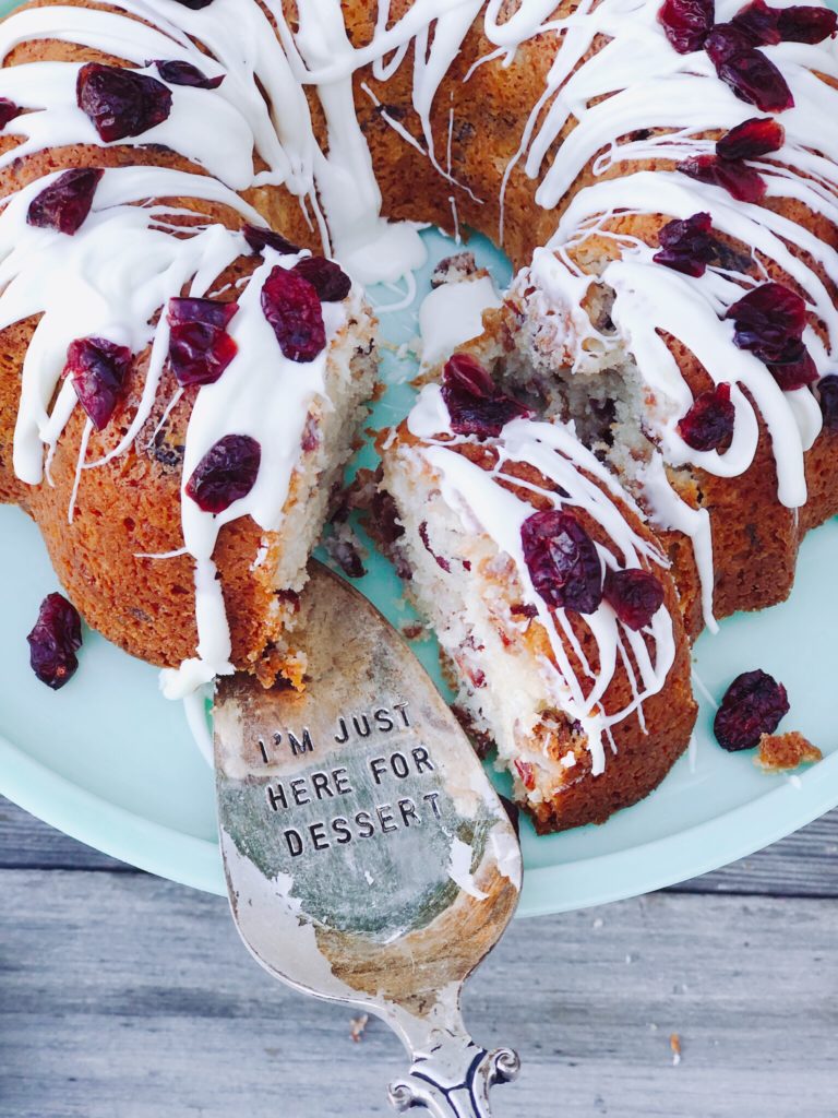 White Chocolate Cranberry Sour Cream Cake from Farmwife Feeds is a decadent treat for any occasion. #coffeecake #recipe #cake