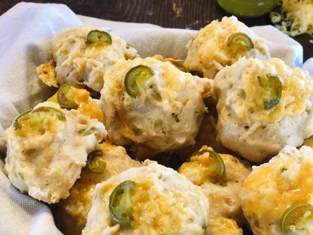 Cheddar Jalapeño Beer Drop Biscuits from Farmwife Feeds - 4 ingredients to a homemade biscuit that everyone will love. #dropbiscuits