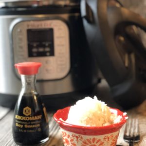 Instant Pot Sticky Rice from Farmwife Feeds is the perfect sticky rice in just 7 minutes, compliments any meal! #rice #stickyrice #instantpot