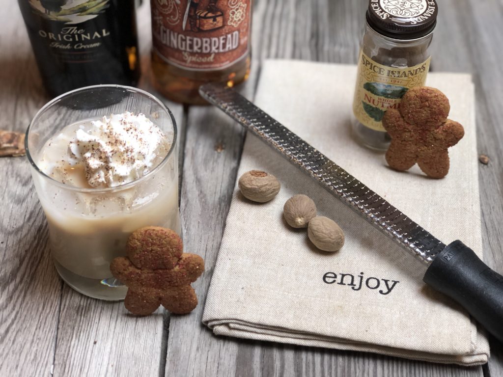 Gingerbread Baileys Holiday Cocktail from Farmwife Feeds is a festive seasonal cocktail made with Captain Morgans Gingerbread Rum! #cocktail #gingerbread #rum #baileys