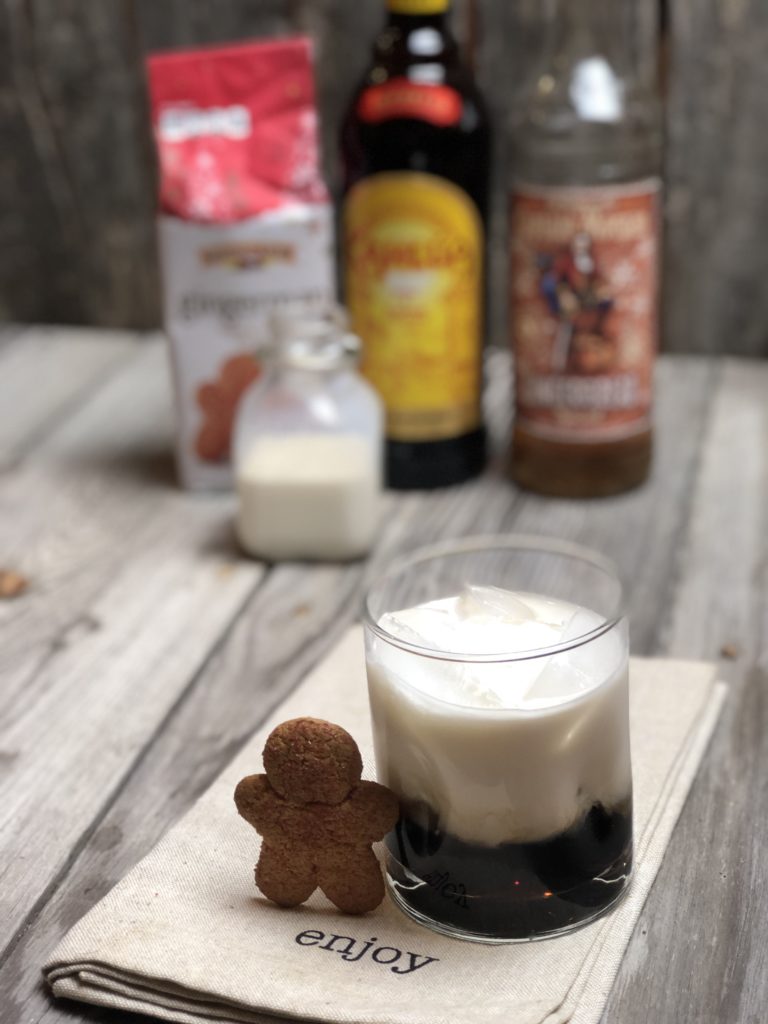 Gingerbread Soldier from Farmwife Feeds is a festive take on a traditional White Russian. #gingerbread #cocktail #rum #kahlua