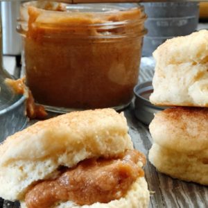 Sweet Cinnamon Butter from Farmwife Feeds works on all things bread, muffins, biscuits and is super easy to make and keep in the refrigerator. #butter #cinnamon #recipe