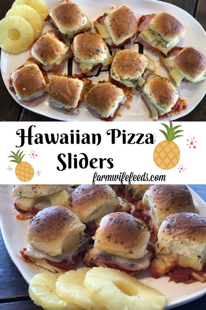Hawaiian Pizza Sliders from Farmwife Feeds are any easy sandwich full of classic Hawaiian pizza flavor. #hawaiianpizza #sliders #appetizer
