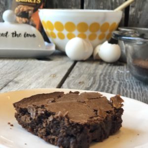 Classic One Bowl Brownies from Farmwife Feeds using pantry ingredients and refrigerator staples that are easy to make. #brownies #recipe #chocolate