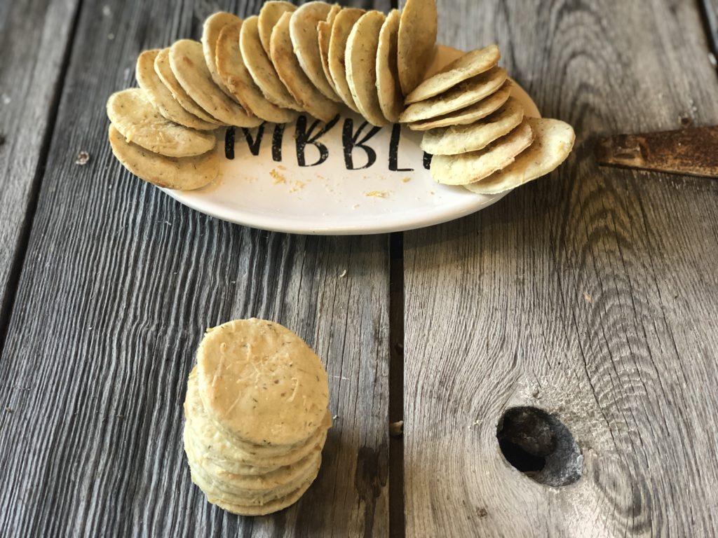 Parmesan Dill Homemade Crackers from Farmwife Feeds are a special salty treat full of dill and parmesan flavor for special occasions. #crackers #parmesan #dillweed