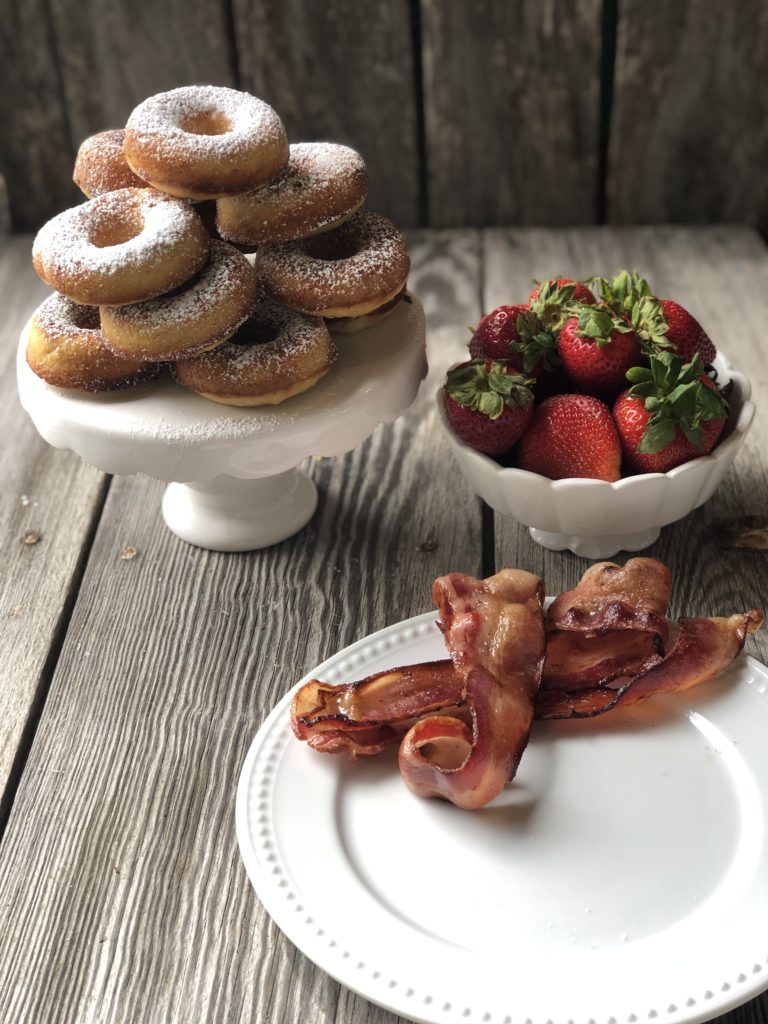 Homemade Rhubarb Donuts from Farmwife Feeds are super simple ingredients for a fresh baked donut full of rhubarb flavor that makes a great treat. #donut #homemade #bakeddonut #rhubarb