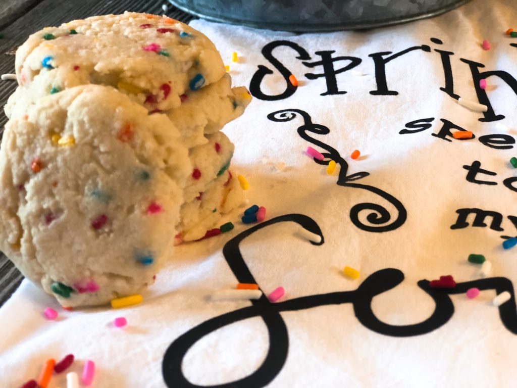 Princess Shortbread Cookies from Farmwife Feeds is a classic shortbread cookie full of sprinkles and a light lemon fresh flavor. #cookie #shortbread #sprinkles #princessflavoring