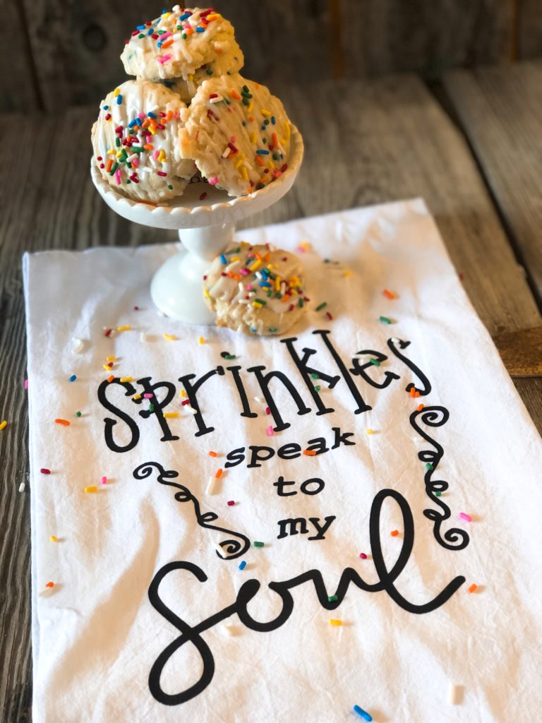 Princess Shortbread Cookies from Farmwife Feeds is a classic shortbread cookie full of sprinkles and a light lemon fresh flavor. #cookie #shortbread #sprinkles #princessflavoring