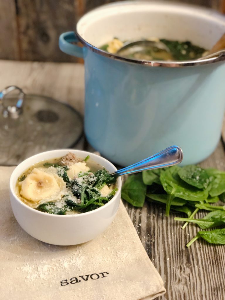 Sausage Tortellini Spinach Soup from Farmwife Feeds is a full of flavor easy meal in under 30 minutes. #sausage #soup #Italian #easymeal