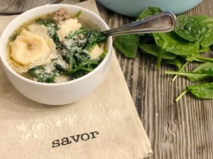Sausage Tortellini Spinach Soup from Farmwife Feeds is a full of flavor easy meal in under 30 minutes. #sausage #soup #Italian #easymeal