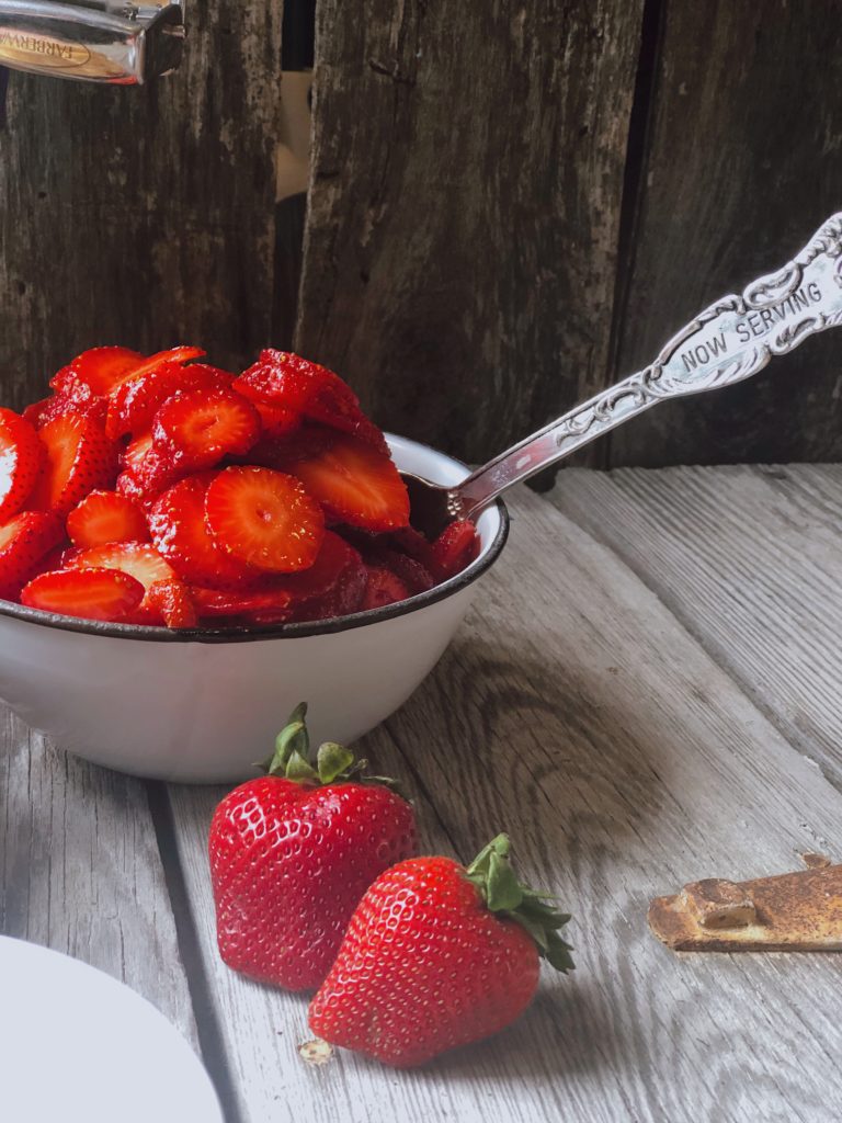 Strawberries and Pie Crust Cookies from Farmwife Feeds are a classic summer treat you eat with ice cream that everyone will love. #strawberries #strawberry #summertreat #icecream