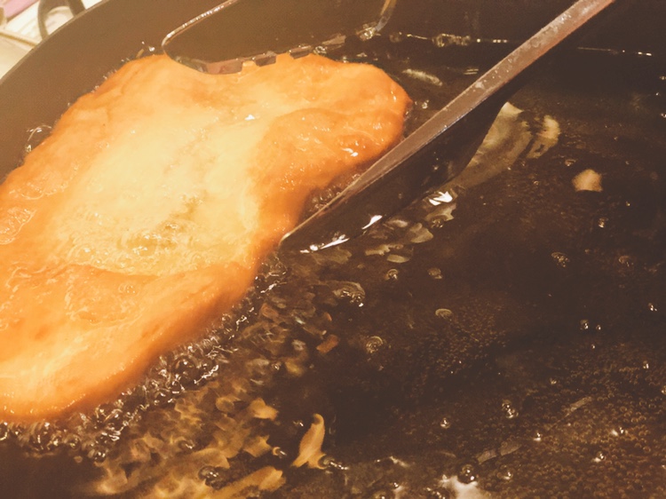 County Fair Beaver Tails from Farmwife Feeds is a cinnamon sugar coated deep fried classic you can enjoy at home. #fairfood #beavertail #friedpastry