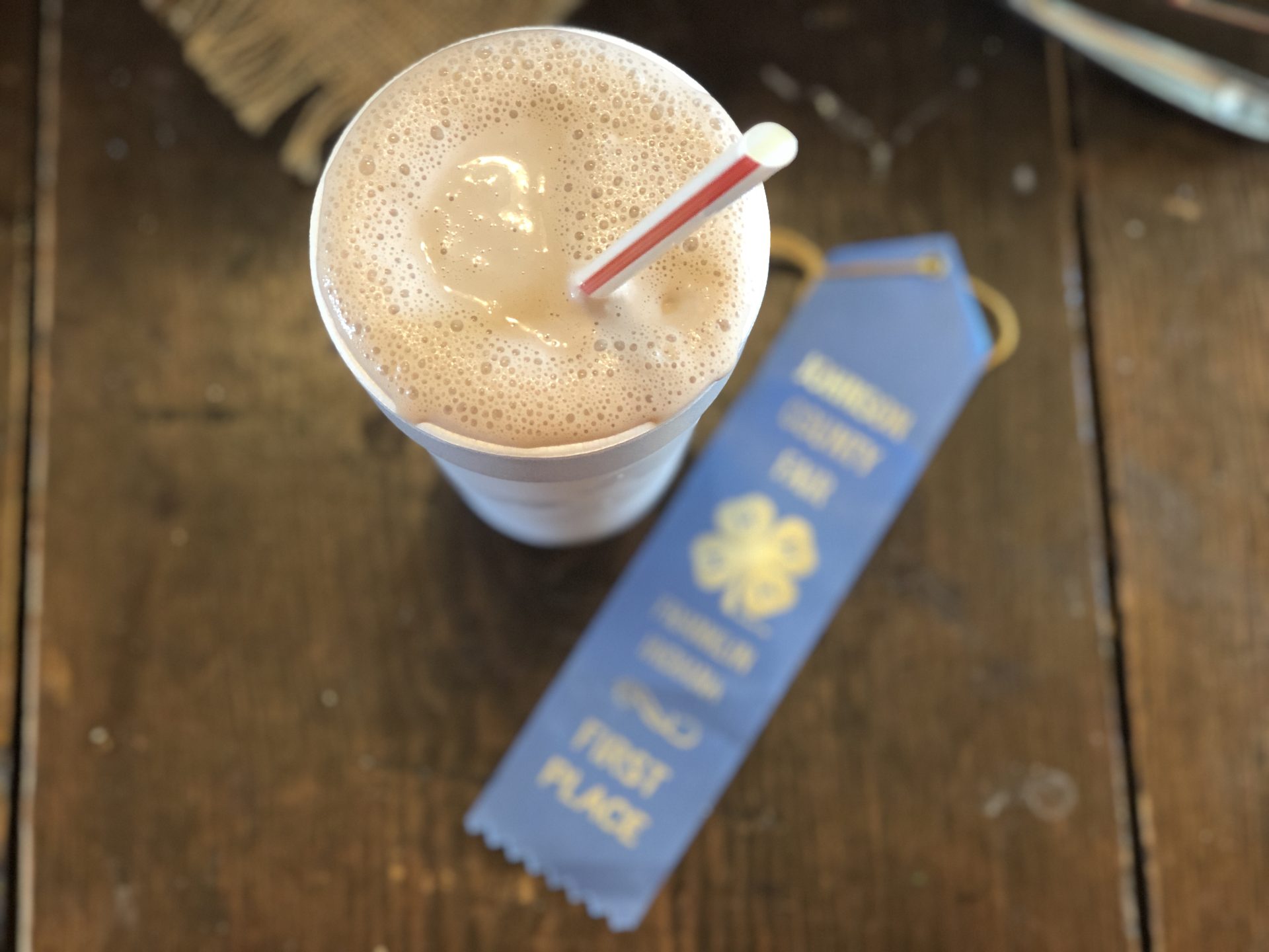 County Fair Chocolate Milkshakes from Farmwife Feeds are super simple with 2 quality ingredients for that summer time fair taste. #milk #icecream #milkshake #dairy