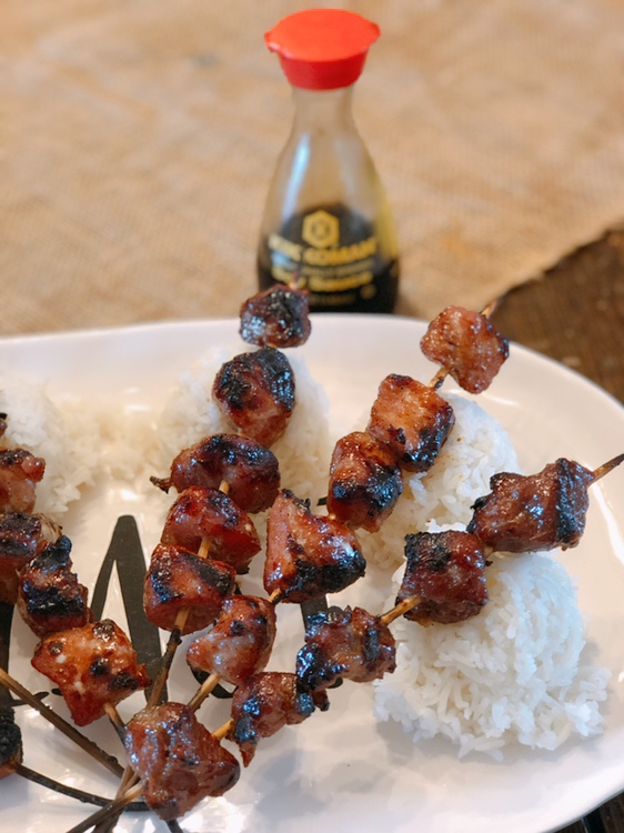 County Fair Pork Kabobs from Farmwife Feeds, a sweet slightly spicy little bite of pork grilled to perfection. #pork #kabobs #grill