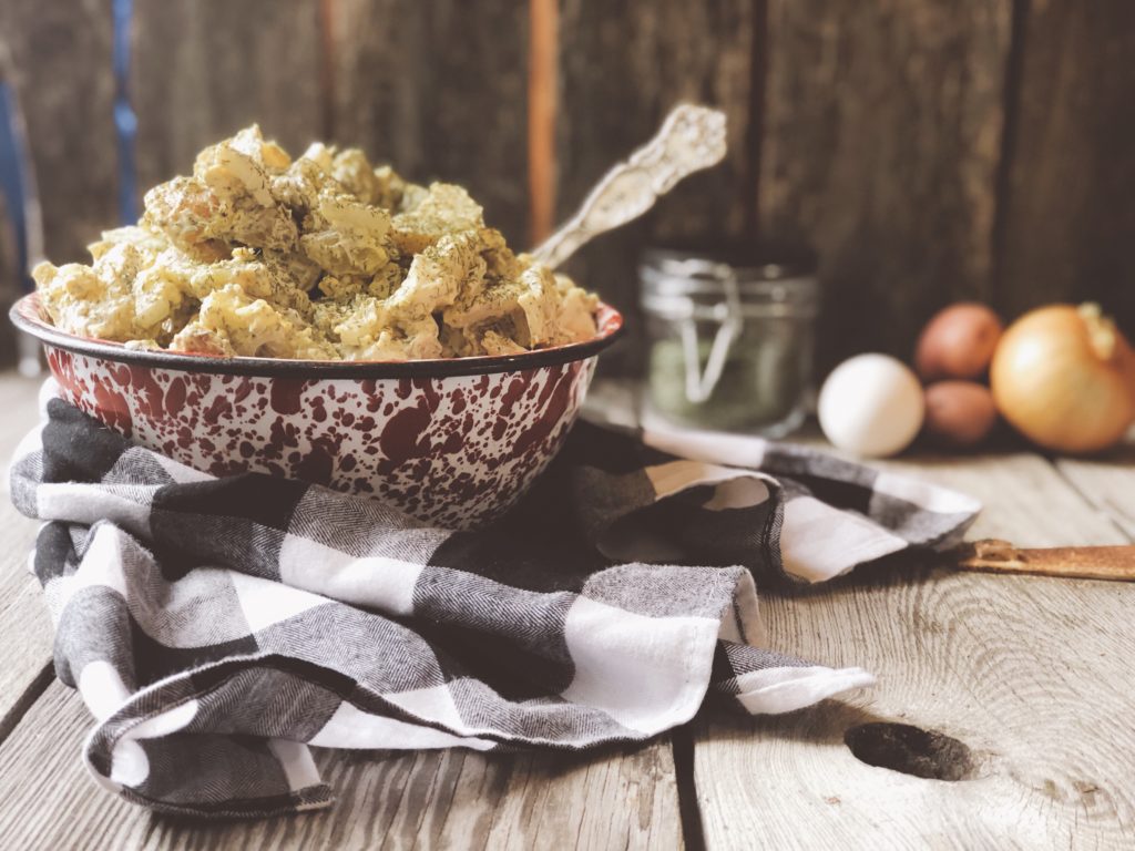 Dill Potato Salad from Farmwife Feeds is simple ingredients but not traditional potato salad with a kick of dill. #potatosalad #pitchin #picnic