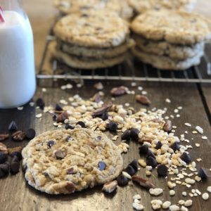 Giant Kitchen Sink Cookies from Farmwife Feeds are a soft chewy cookie you can add anything and everything to. #cookies #giantcookies #homemade #kitchensink